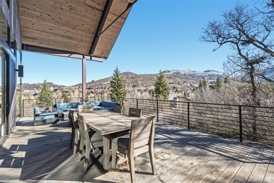 1136 Steamboat Boulevard is a striking architectural statement - photo 39