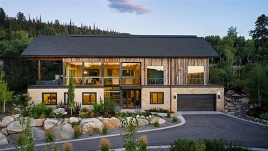 1136 Steamboat Boulevard is a striking architectural statement - photo 43