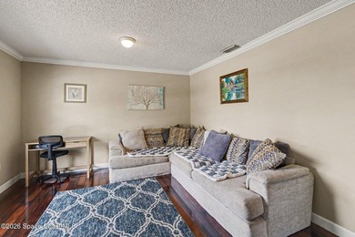 Welcome home to this beautifully maintained 3-bedroom, 2-bath - photo 4