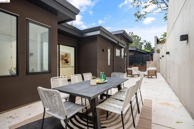 Thoughtfully crafted to embrace its natural setting, 1667 - photo 46
