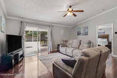 Welcome home to this beautifully maintained 3-bedroom, 2-bath - photo 7