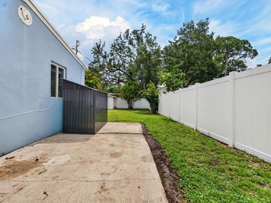 Charming and beautifully updated 3-bedroom, 2-bath residence - photo 49