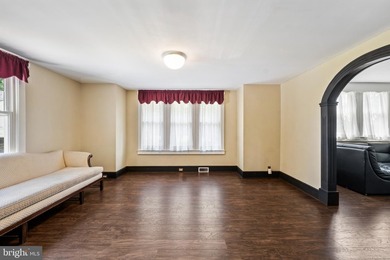 Welcome to 2241 Spruce St, a charming 1925 Craftsman Colonial - photo 9