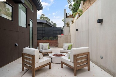 Thoughtfully crafted to embrace its natural setting, 1667 - photo 50