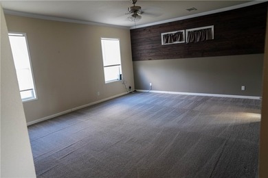 Welcome to your South Texas retreat! This spacious 3-bedroom - photo 10