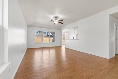 Welcome home to this beautifully maintained 4-bedroom, 2-bath - photo 5