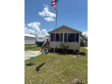 Priced to sell fast - seller says bring all offers, must sell! - photo 1