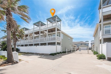 PRIME LOCATION! BEACH & GULF VIEW TOWNHOME DIRECTLY ACROSS FROM - photo 2