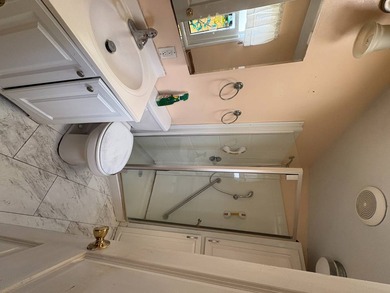 Priced to sell fast - seller says bring all offers, must sell! - photo 8