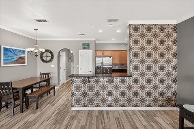 PRIME LOCATION! BEACH & GULF VIEW TOWNHOME DIRECTLY ACROSS FROM - photo 10