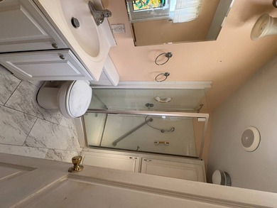 Priced to sell fast - seller says bring all offers, must sell! - photo 10