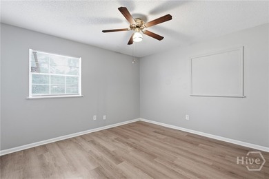 Back active due to no fault of the seller. Move right into this - photo 21