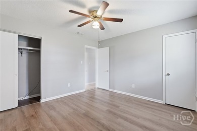 Back active due to no fault of the seller. Move right into this - photo 22