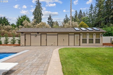 A once-in-a-generation legacy estate offering luxury living - photo 23