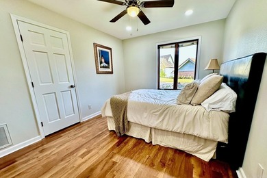 Welcome to an exceptional waterfront opportunity on Lake - photo 25