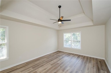Beautifully Renovated 5 Bedroom 3.5 Bath Brick Front Home In The - photo 25