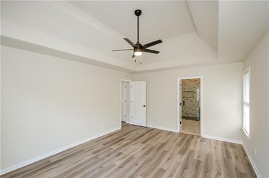 Beautifully Renovated 5 Bedroom 3.5 Bath Brick Front Home In The - photo 26