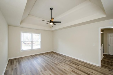 Beautifully Renovated 5 Bedroom 3.5 Bath Brick Front Home In The - photo 27
