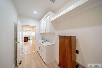 Country living meets modern flexibility in this beautiful new - photo 33