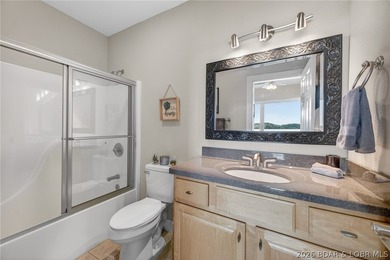 Lakefront, luxury, effortless are the best describing words for - photo 35