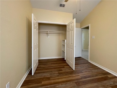 Beautifully & totally redone & updated. Front entrance & walkway - photo 9