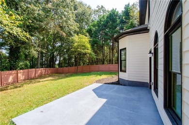 Beautifully Renovated 5 Bedroom 3.5 Bath Brick Front Home In The - photo 43
