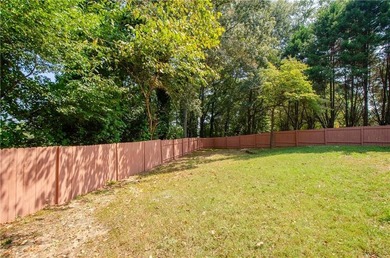 Beautifully Renovated 5 Bedroom 3.5 Bath Brick Front Home In The - photo 44