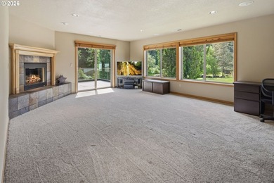 A once-in-a-generation legacy estate offering luxury living - photo 44