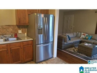 Great fixer upper with beautiful lot! This is a fantastic - photo 11