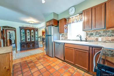 This Nantucket Cape boasts beautiful waterviews overlooking - photo 12