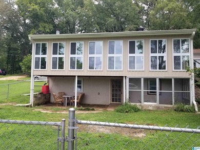 Great fixer upper with beautiful lot! This is a fantastic - photo 23