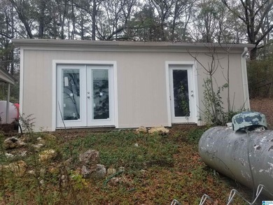 Great fixer upper with beautiful lot! This is a fantastic - photo 28