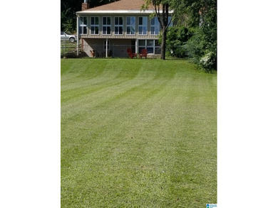 Great fixer upper with beautiful lot! This is a fantastic - photo 32