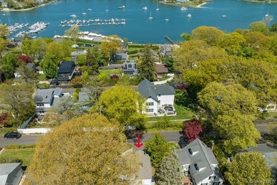 This Nantucket Cape boasts beautiful waterviews overlooking - photo 37