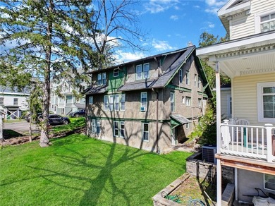 Great Investment with creative potential! A favored and highly - photo 5