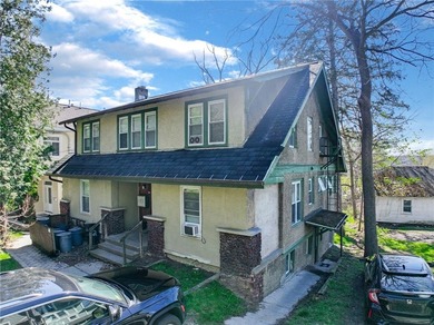Great Investment with creative potential! A favored and highly - photo 8