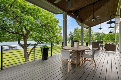 Welcome to an exceptional waterfront retreat on the peaceful - photo 29