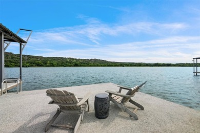 Welcome to an exceptional waterfront retreat on the peaceful - photo 31