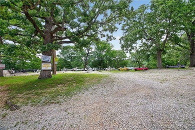 AFFORDABLE LAKEFRONT, Low HOA fees, 1 bedroom, 1 bath end-unit - photo 34