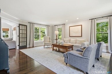 Beautifully sited on a fabulous private lot in the highly - photo 6