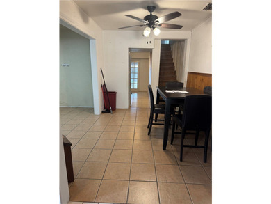 Perfect home for a large family, a rental , or someone that - photo 8