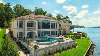 Lake Home For Sale in Porto Cima, Missouri