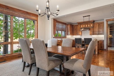 Welcome home - where unmatched luxury meets the untamed beauty - photo 14