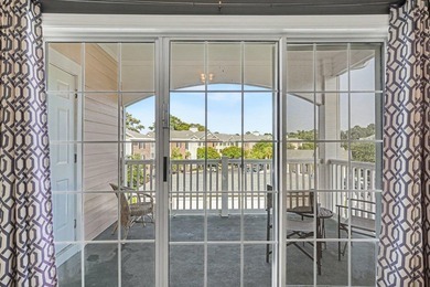 Beautifully furnished top-floor, end-unit 2-bedroom, 2-bath - photo 18