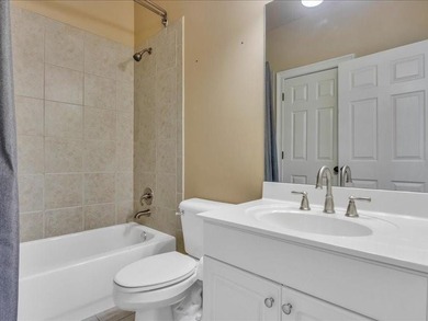 SELLER OFFERS $10,000 CLOSING COST INCENTIVE WITH A FULL PRICE - photo 19