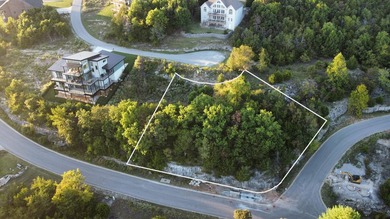 Beautiful lake view lot in the Gated Subdivision of Emerald - photo 3