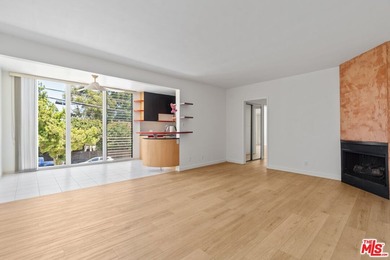 631 Pier Ave presents a rare opportunity to acquire a - photo 28