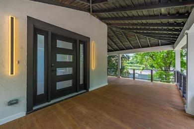 Stunning Long Lake lakefront estate on over an acre of pristine - photo 9
