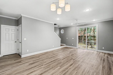 PRICE REDUCTION! MOTIVATED SELLER! Charming 3-bedroom, 2-bath - photo 11