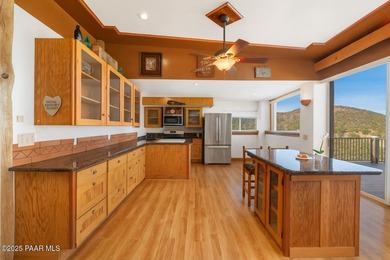 Location, privacy and big-sky views all come together on this